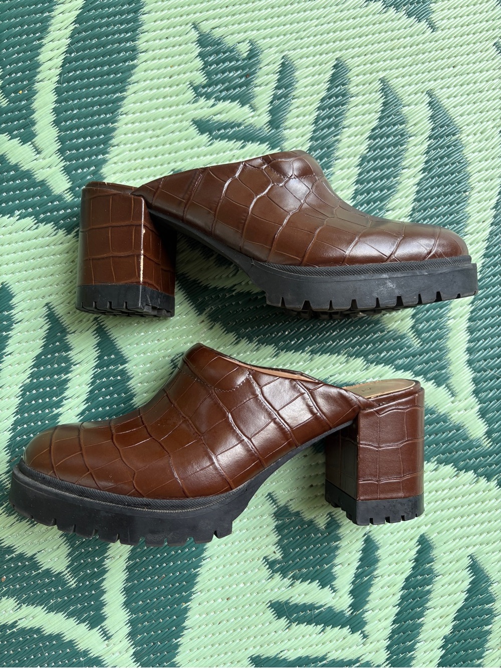 AEROSOLES Lug Sole Block Heel Mules
